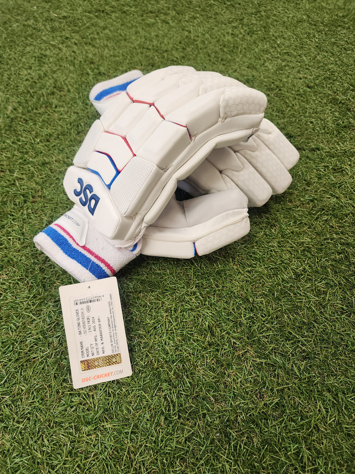 DSC PASSION BATTING GLOVES - MENS - SportsHQ