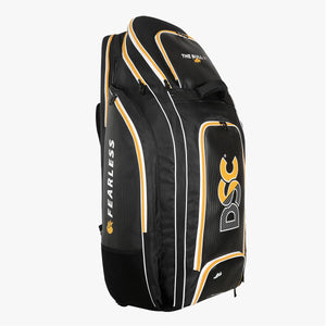 DSC KRUNCH THE BULL31 WHEELIE DUFFLE KITBAG - SportsHQ
